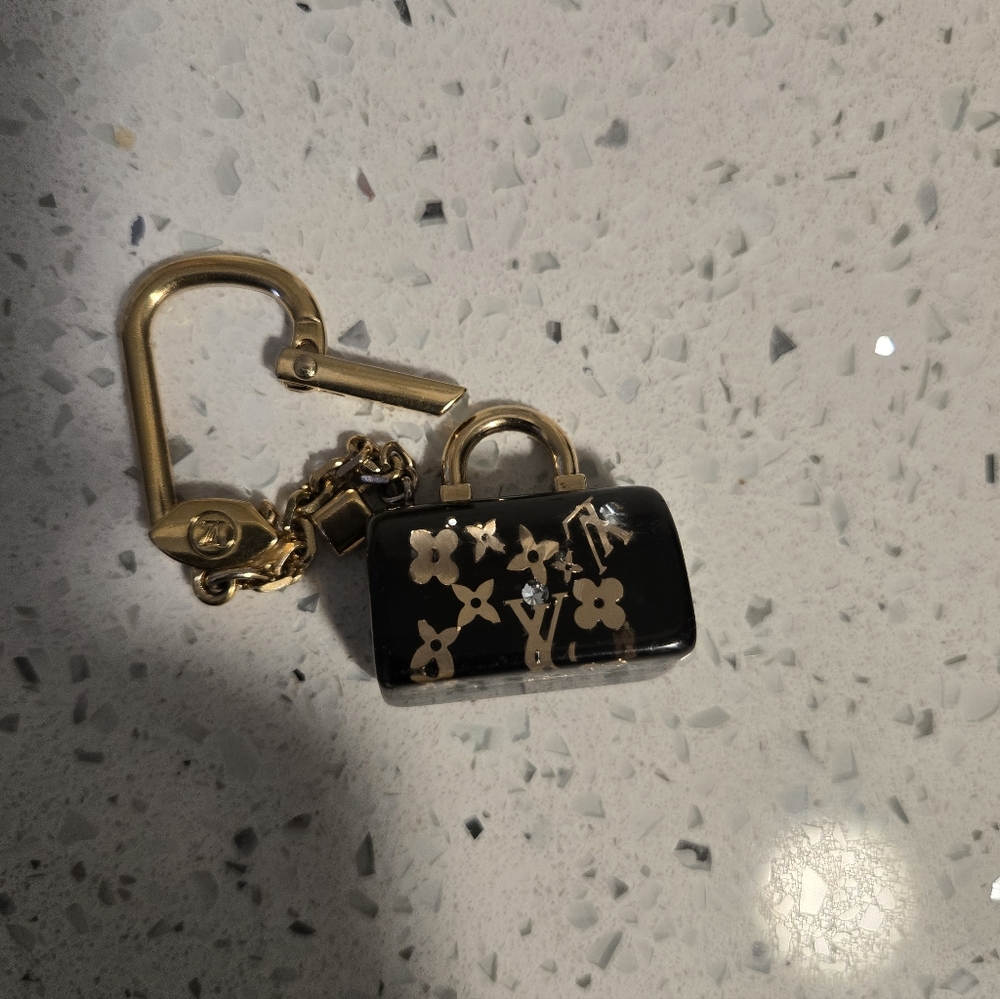 Louis Vuitton BLACK SPEEDY KEY CHAIN BAG CHARM With COA - Picture 7 of 10